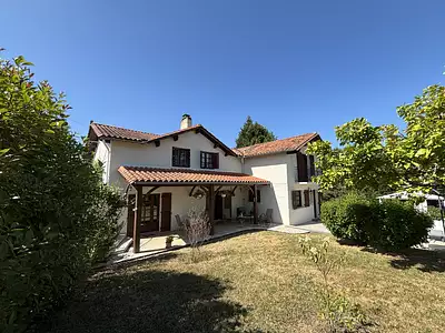 Maison, 170 m²