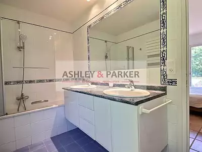 Maison, 182 m²