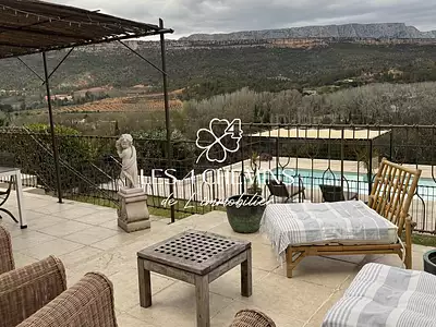 Maison, 220 m²