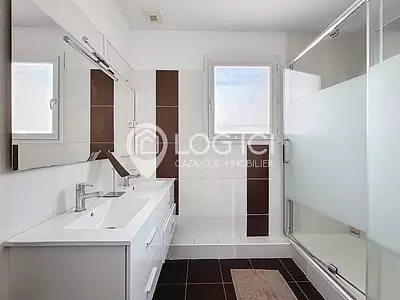 Maison, 120,81 m²