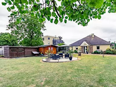 Maison, 166 m²