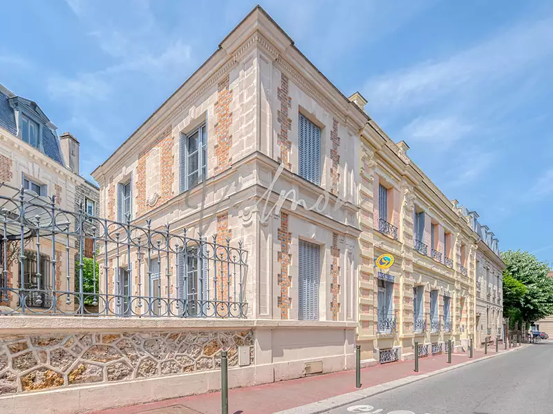 Immeuble, 539,59 m²