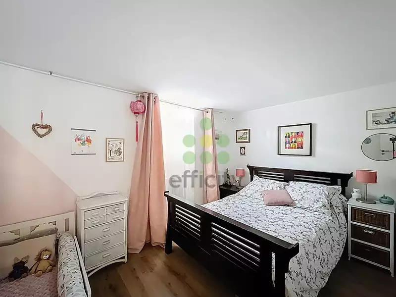 Maison, 220 m²