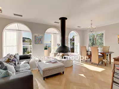 Maison, 280 m²