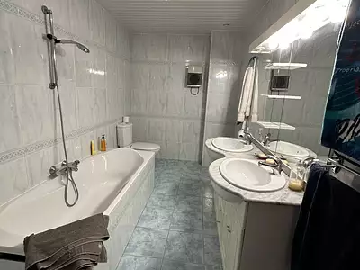 Maison, 194 m²