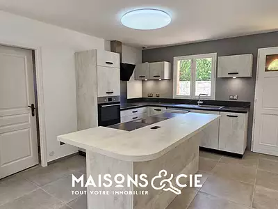 Maison, 115 m²