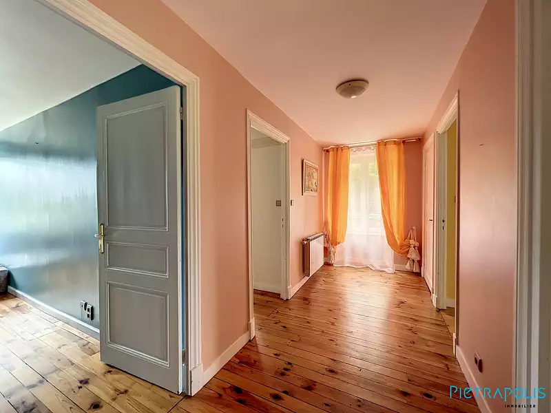 Maison, 286 m²