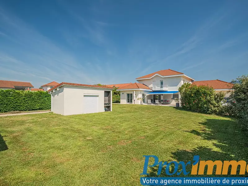 Maison, 233 m²