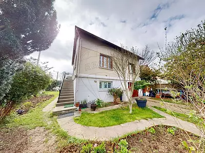 Immeuble, 150 m²