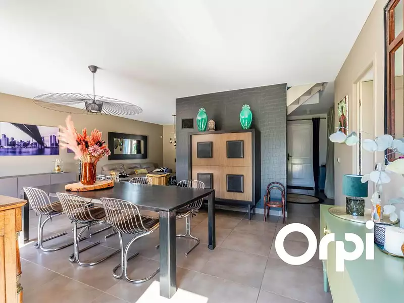 Maison, 158 m²