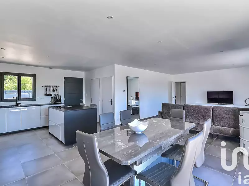 Maison, 116 m²