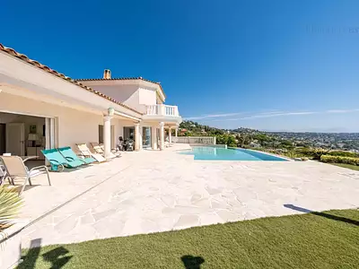 Maison, 311 m²