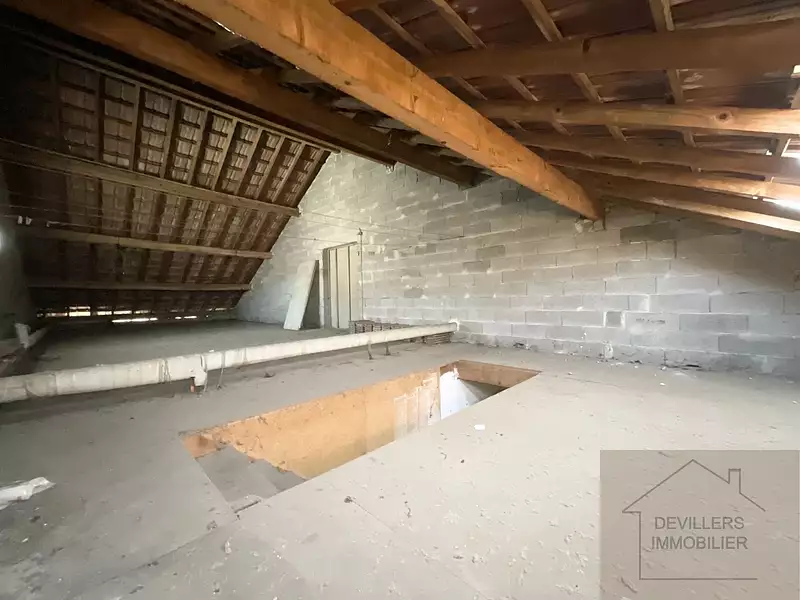 Immeuble, 372,31 m²