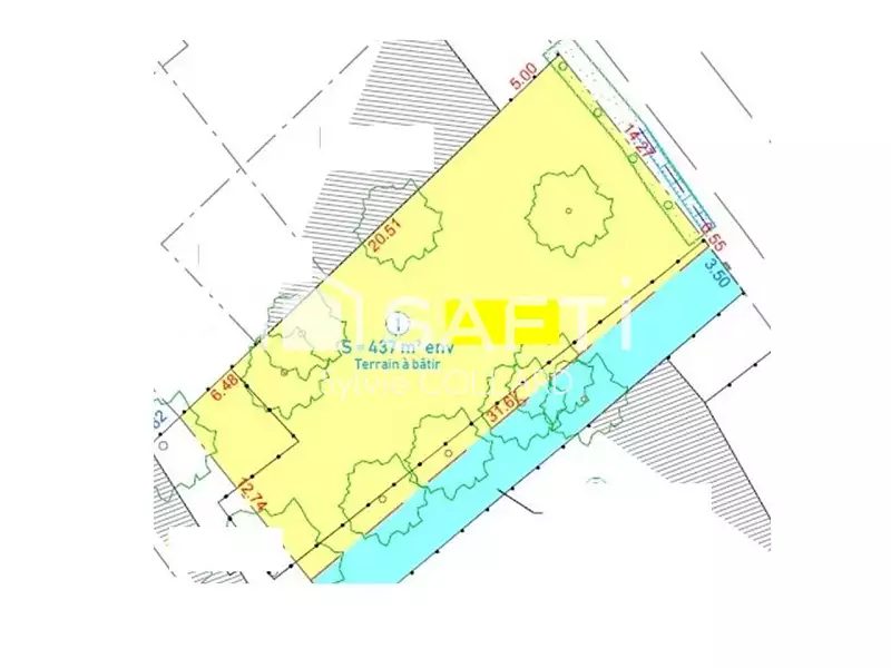 Terrain, 437 m²