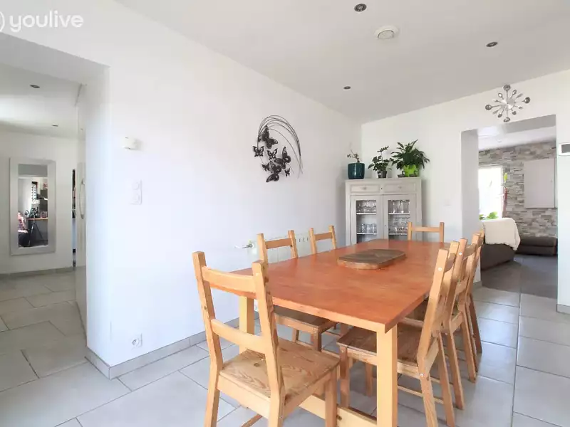 Maison, 201,5 m²