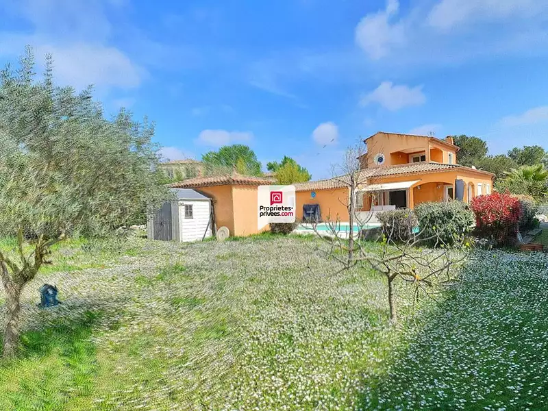 Maison, 181 m²