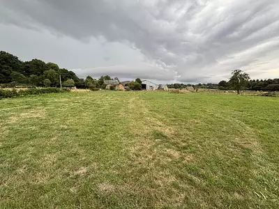 Terrain, 4 830 m²