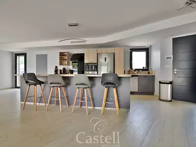 Maison, 122 m²