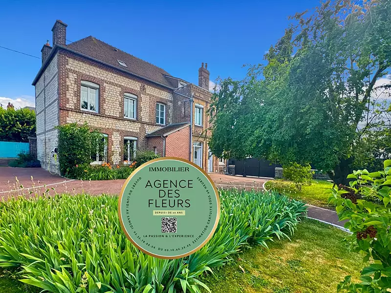 Maison, 235 m²