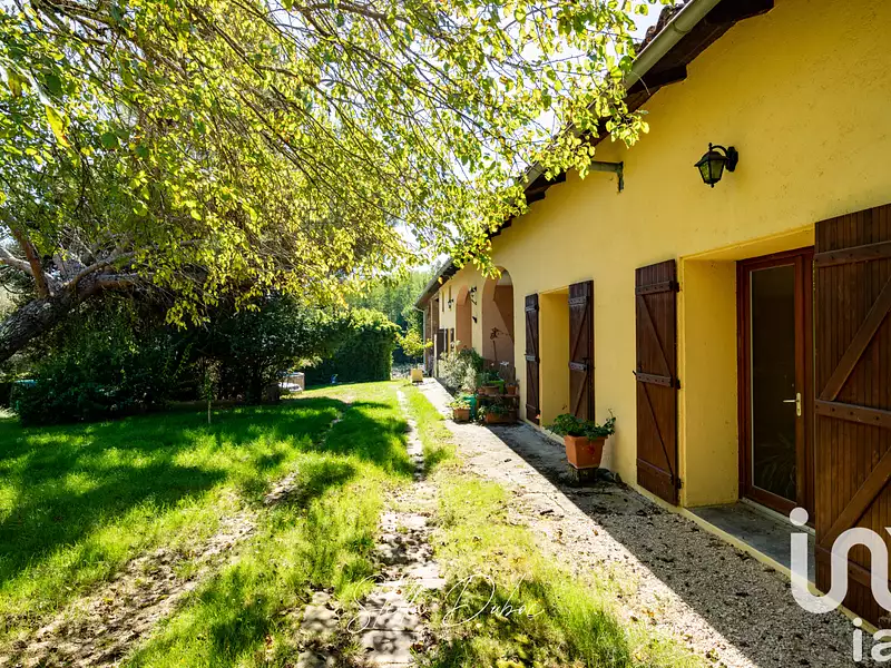 Maison, 270 m²