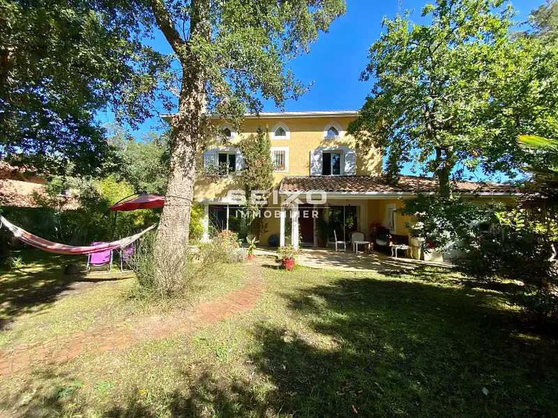 Maison, 191 m²