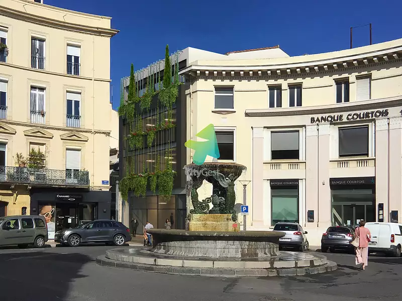 Divers, 250 m²