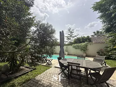 Maison, 310 m²