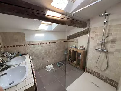 Maison, 215 m²