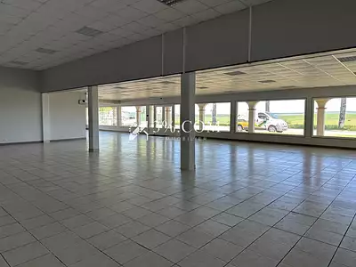 Maison, 639 m²