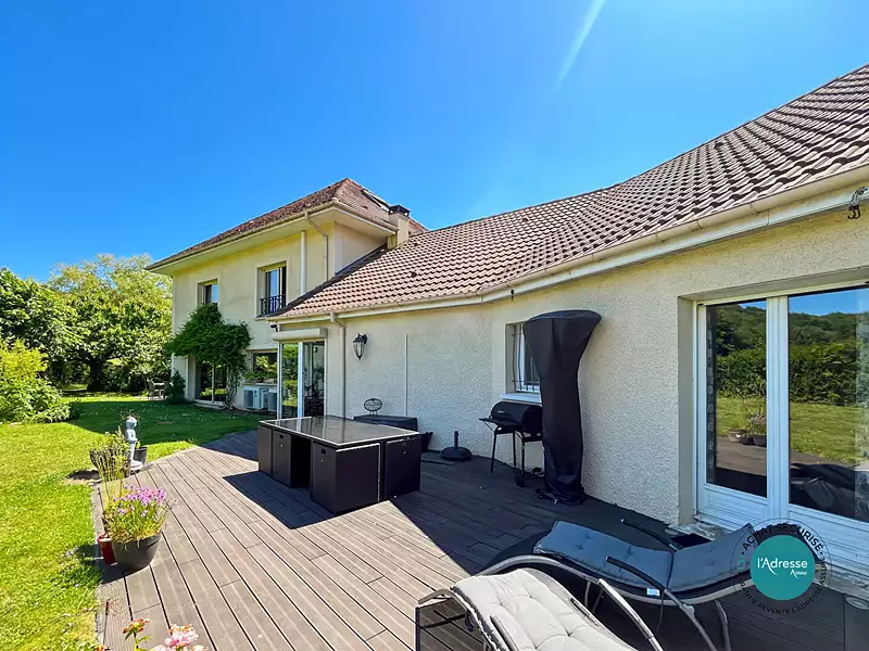 Maison, 354 m²