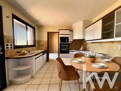 Maison, 180 m²