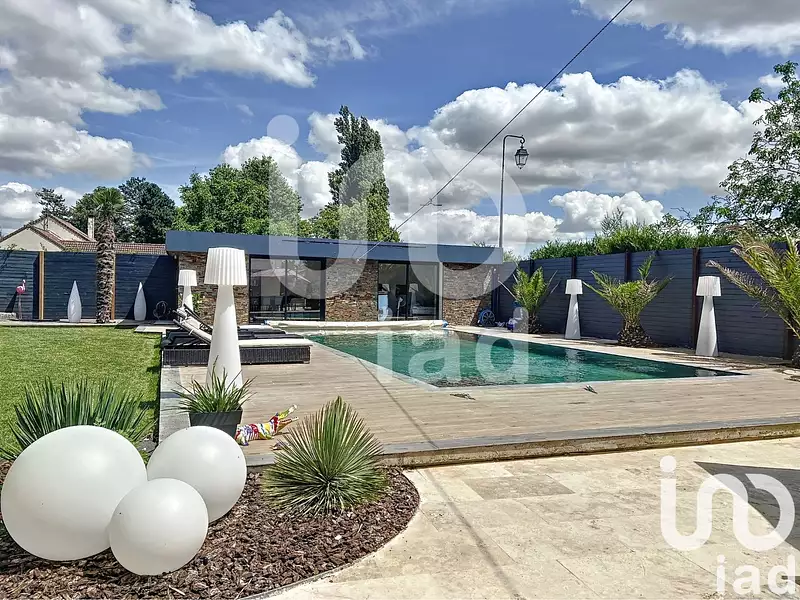 Maison, 256 m²