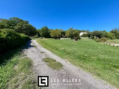Terrain, 842 m²