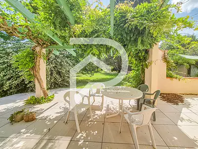 Maison, 220 m²