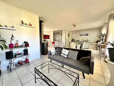 Maison, 99 m²