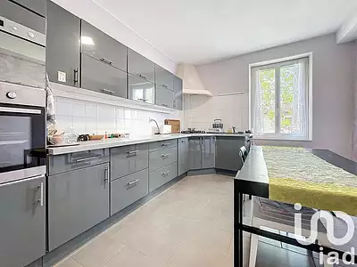 Maison, 210 m²