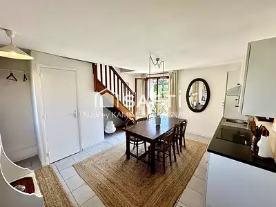 Maison, 145 m²