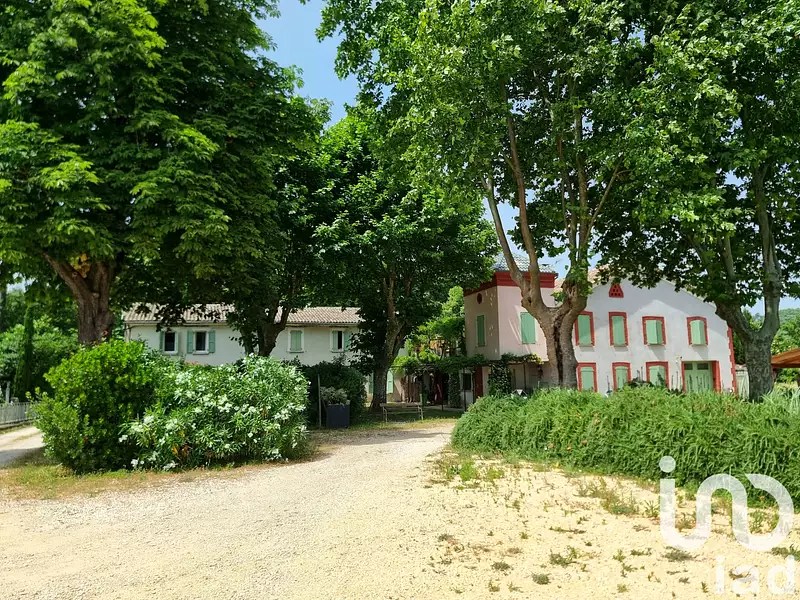 Maison, 1 000 m²