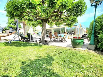 Maison, 328 m²