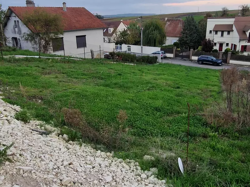 Terrain, 402 m²