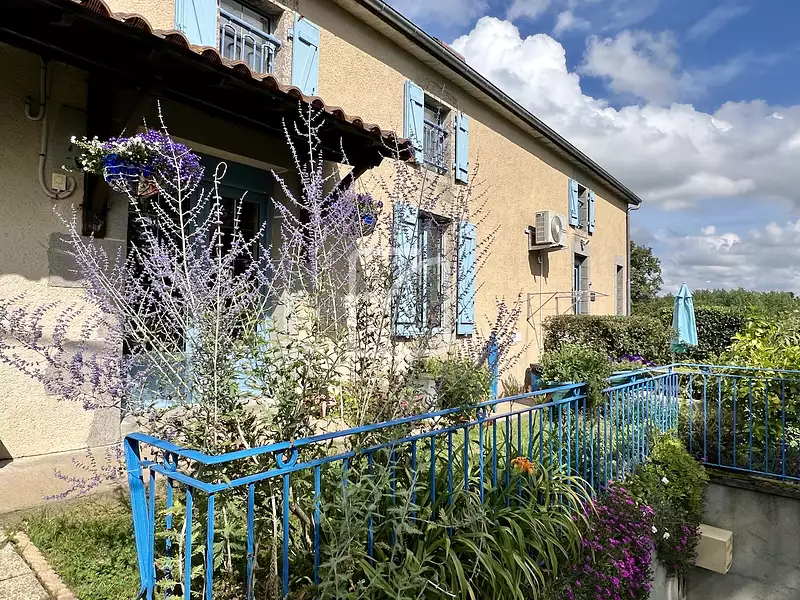 Maison, 231 m²