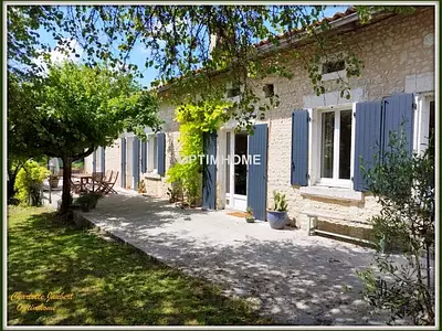 Maison, 208 m²