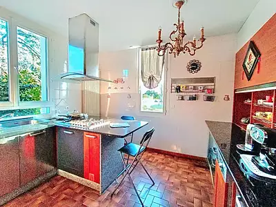 Maison, 282 m²