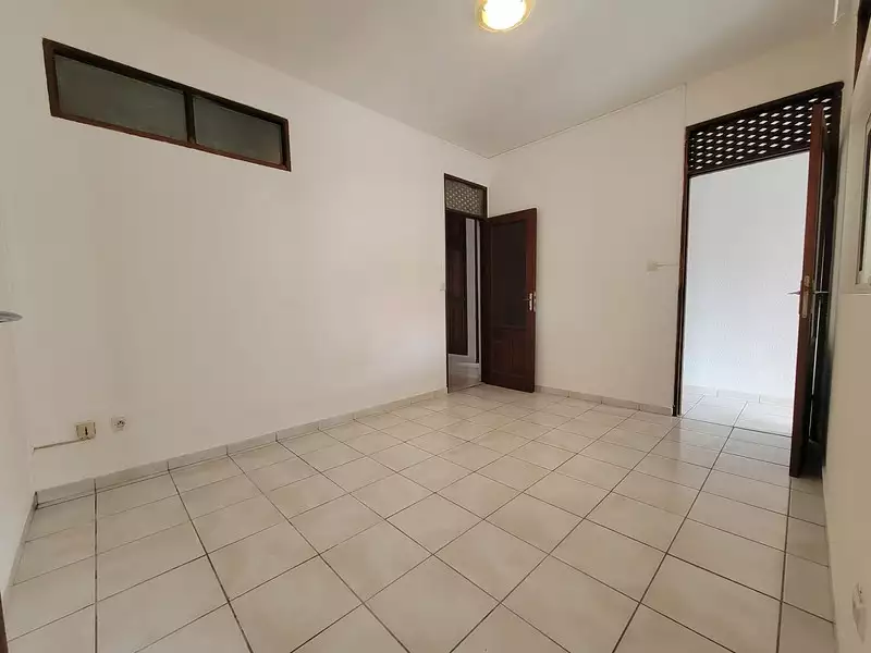 Immeuble, 298 m²