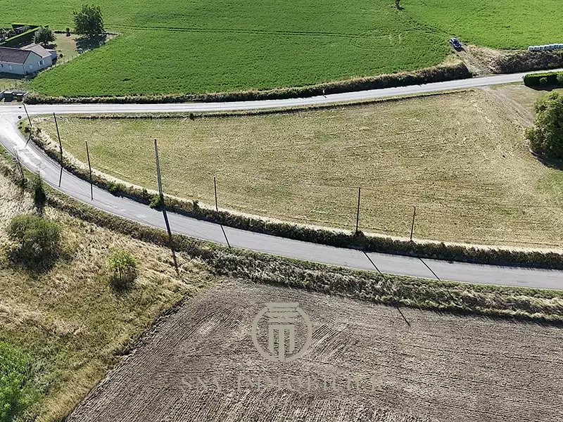 Terrain, 1 731 m²