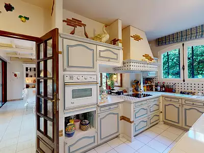 Maison, 600 m²