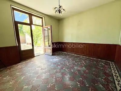 Maison, 330 m²