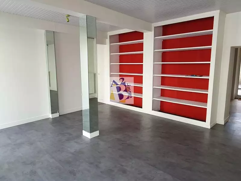 Immeuble, 113 m²