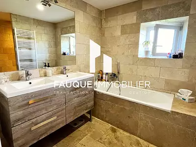Maison, 153 m²