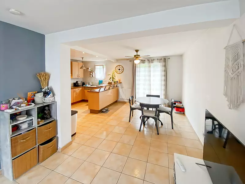 Maison, 75 m²